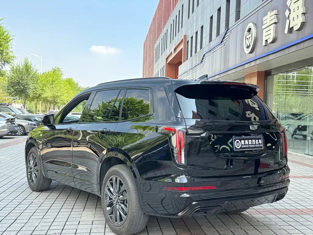 Cadillac XT6 2025 — фото 13