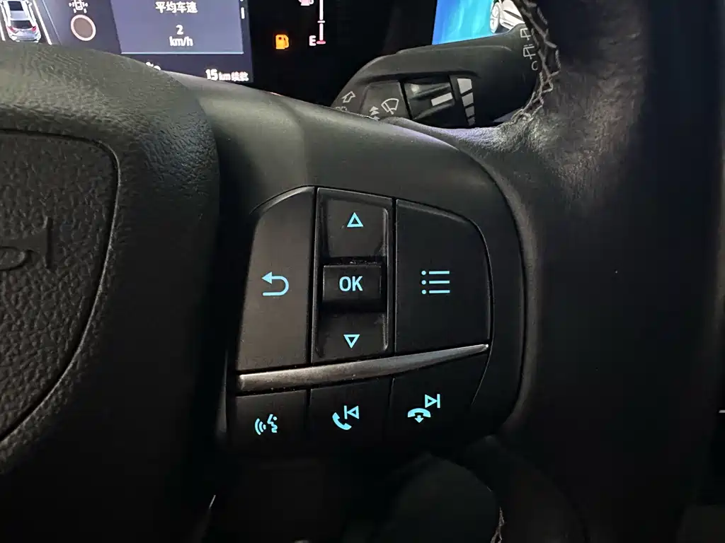Ford Edge 2021 — фото 13