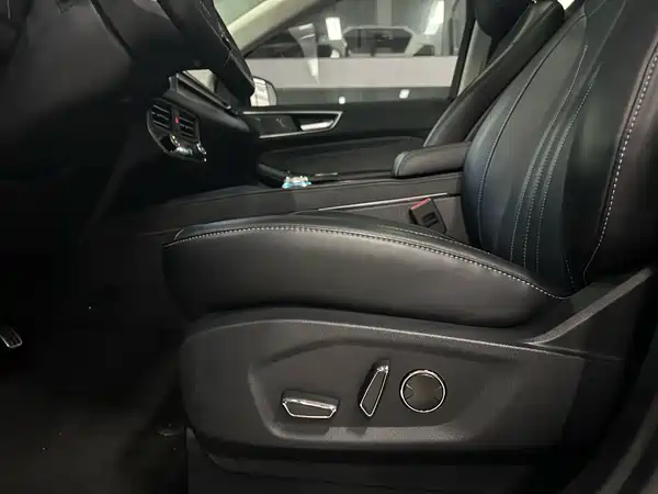 Ford Edge 2021