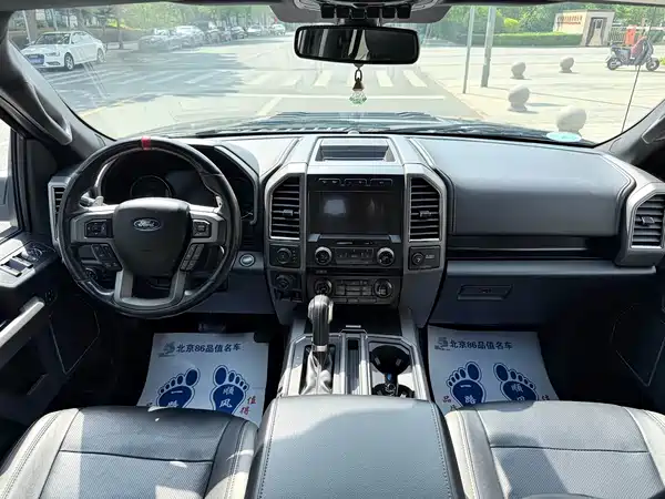 Ford F-150 Raptor 2018