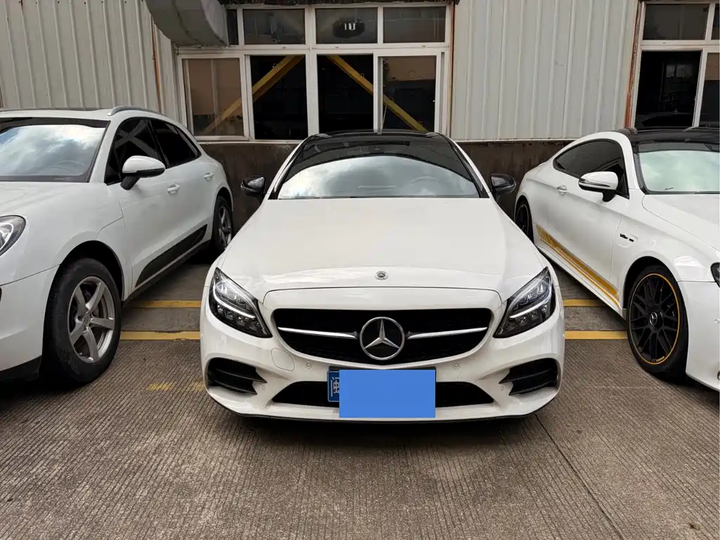 Mercedes-Benz C-Class 2022 — фото 2