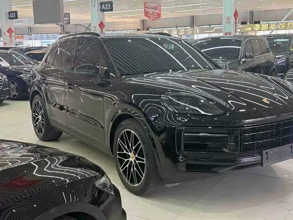 Porsche Cayenne 2024