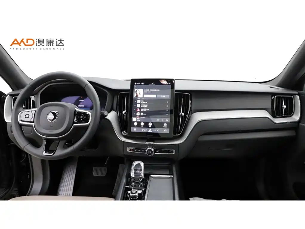 Volvo XC60 2025 — фото 5