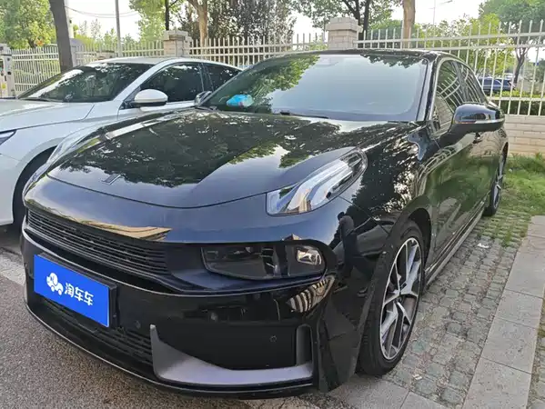 Lynk & Co 03 2021