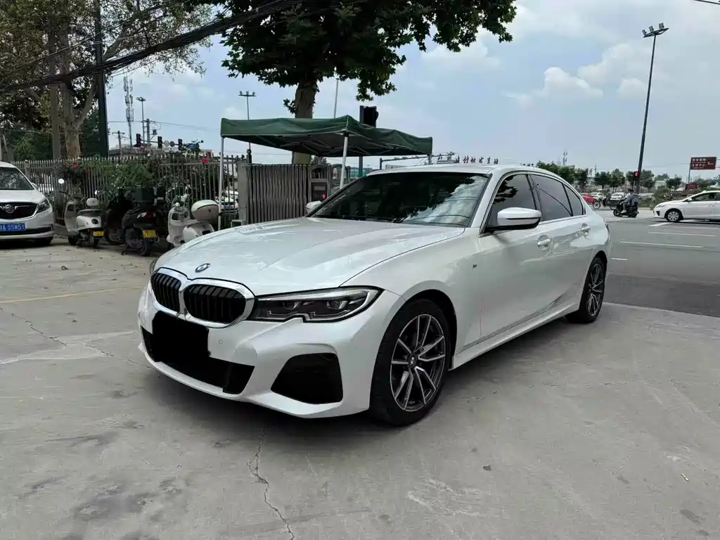 BMW 3 Series 2021