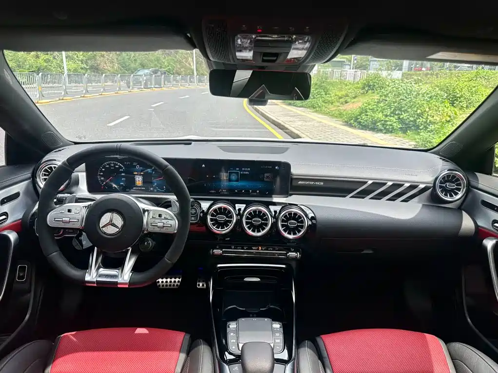 Mercedes-Benz Mercedes CLA AMG 2022 — фото 12