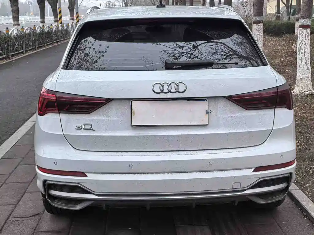 Audi Q3 2019 — фото 4