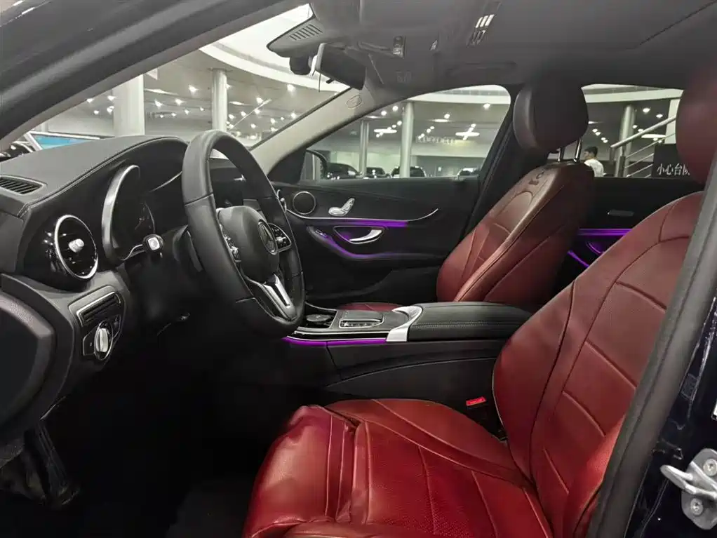 Mercedes-Benz C-Class 2019 — фото 10