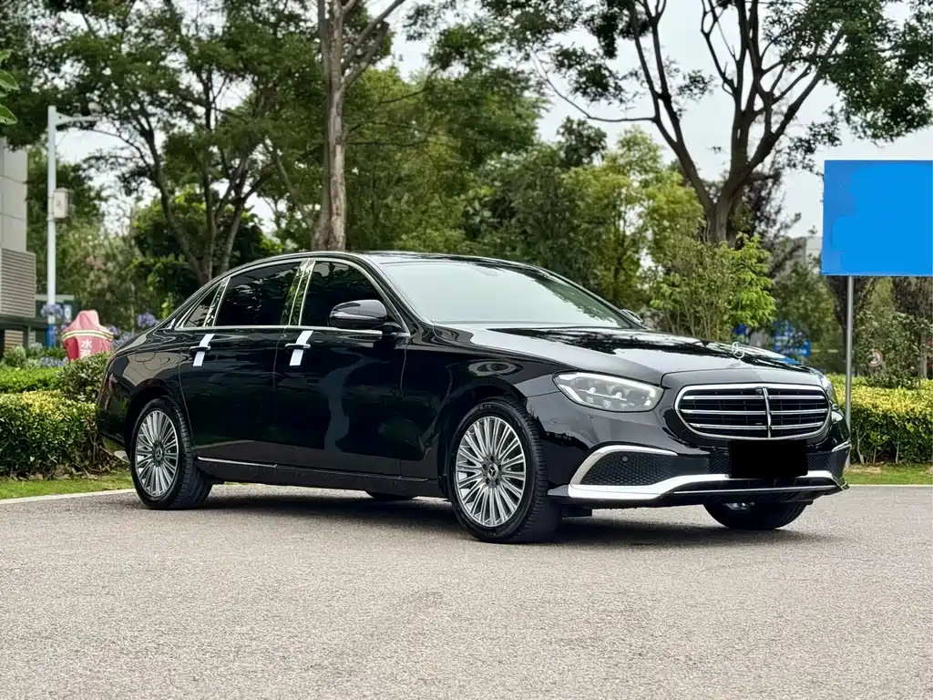Mercedes-Benz E-Class 2021