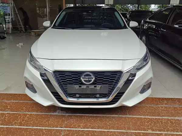 Nissan Teana 2022