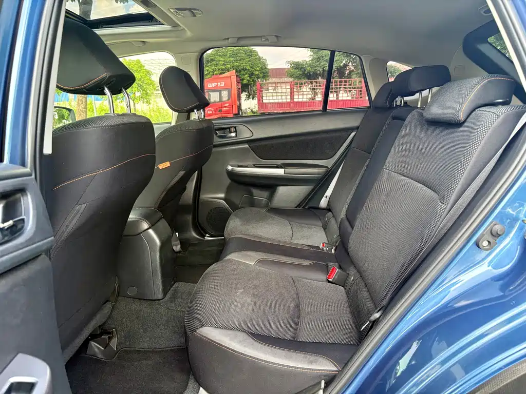 Subaru XV 2016 — фото 12