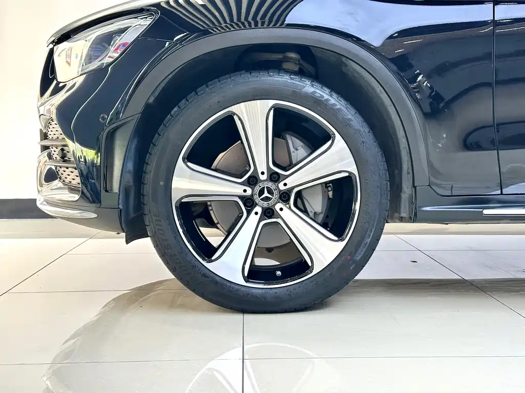 Mercedes-Benz GLC 2020 — фото 21
