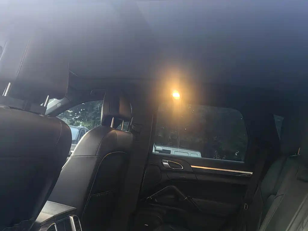 Porsche Cayenne 2014