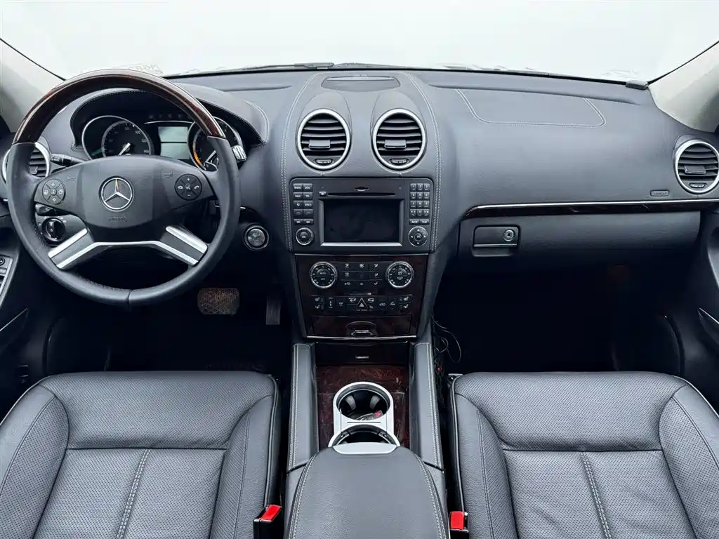 Mercedes-Benz GL-Class 2011 — фото 16