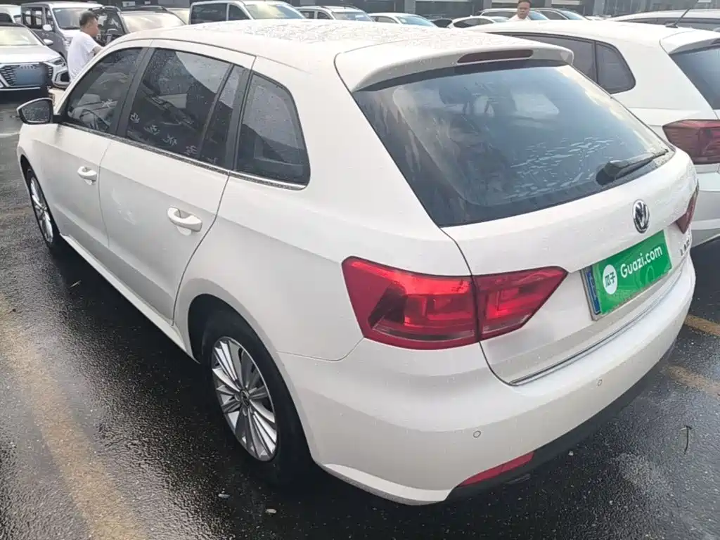 Volkswagen Gran Lavida 2016