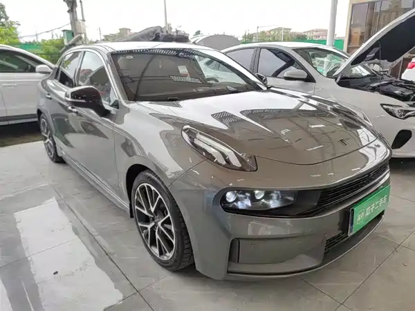 Lynk & Co 03 2022