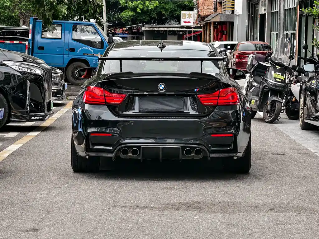 BMW M4 2019 — фото 11