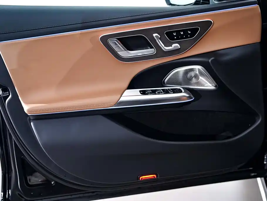 Mercedes-Benz E-Class 2026 — фото 16
