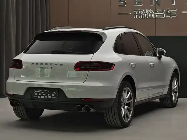 Porsche Macan 2015