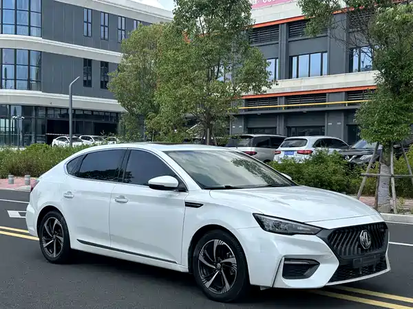 MG MG6 2021