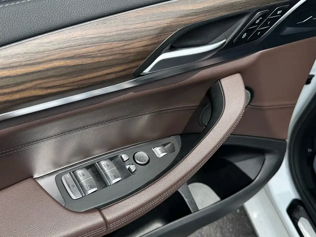 BMW X3 2020 — фото 14
