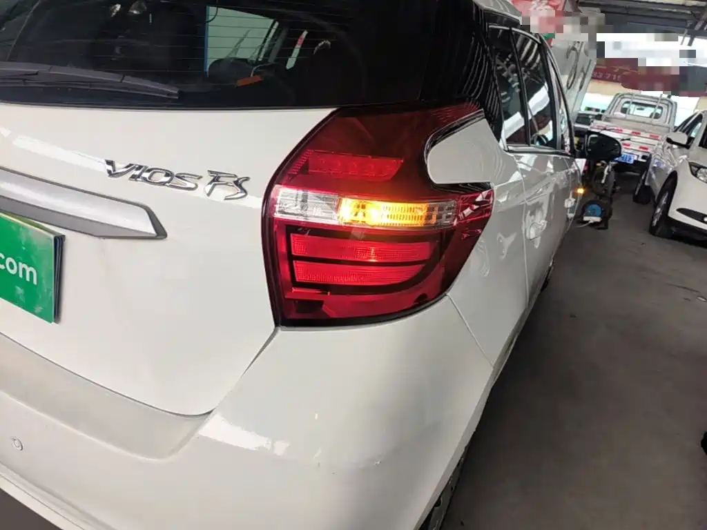Toyota Vios FS 2017 — фото 8