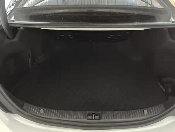 Mercedes-Benz C-Class 2018