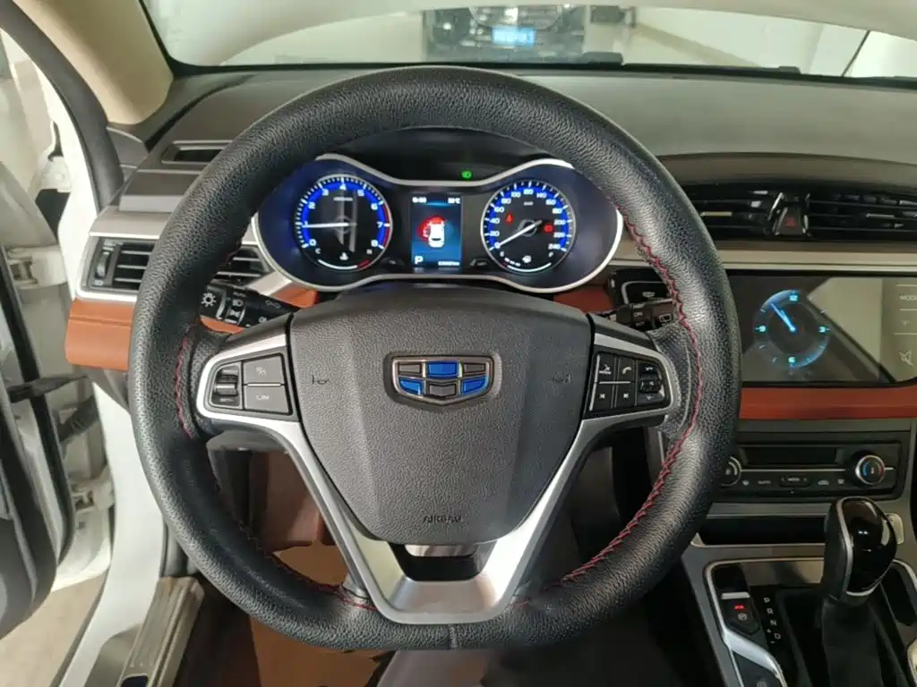 Geely Vision S1 2018 — фото 11