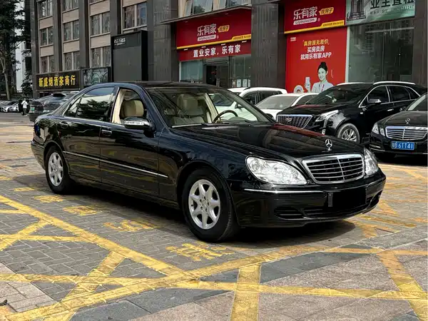 Mercedes-Benz S-Class 2004