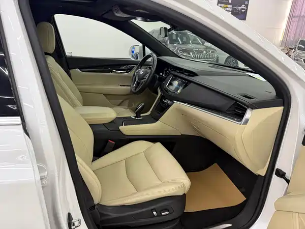Cadillac XT5 2016