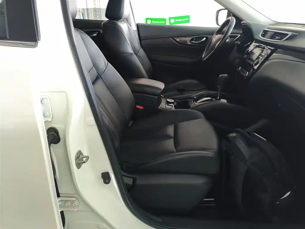 Nissan X-Trail 2015 — фото 25