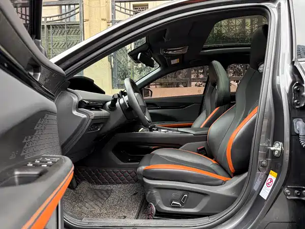 Changan UNI-V 2023