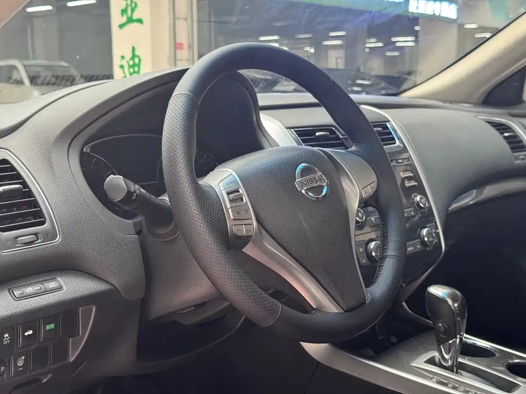 Nissan Teana 2015