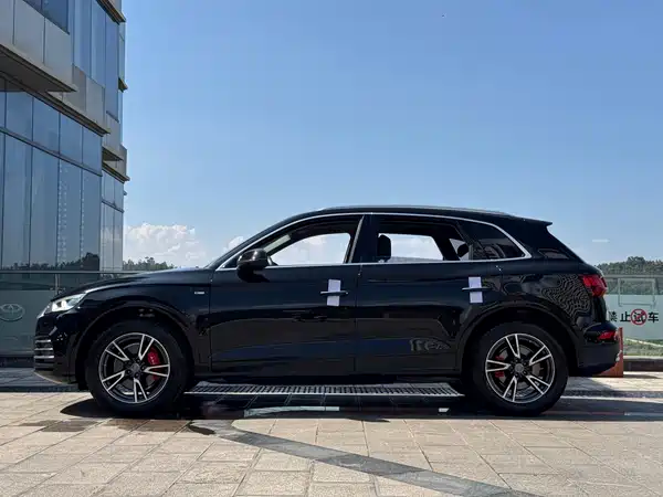 Audi Q5L 2019