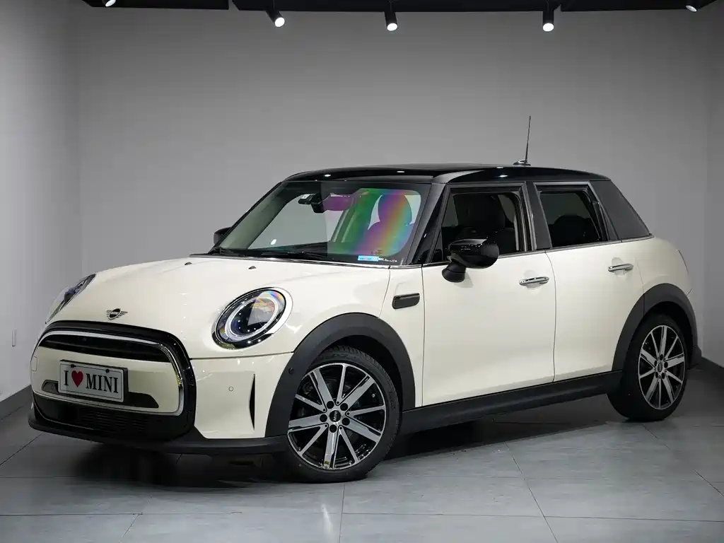 MINI MINI 2021