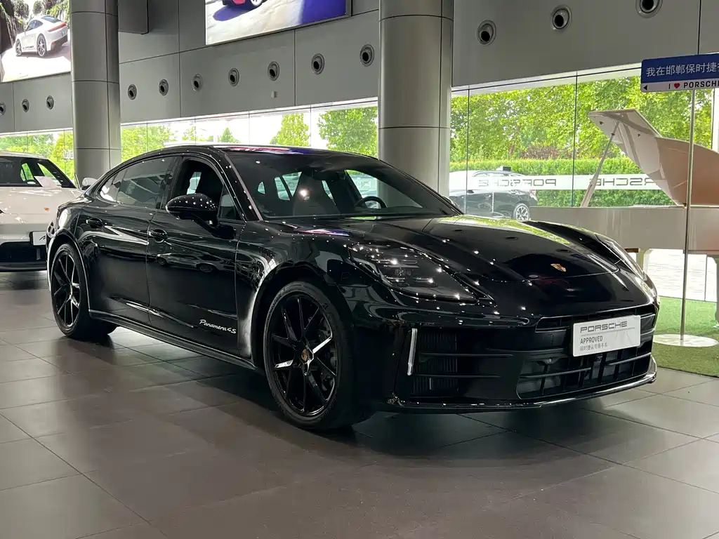 Porsche Panamera 2024