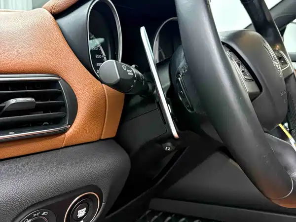 Maserati Levante 2020