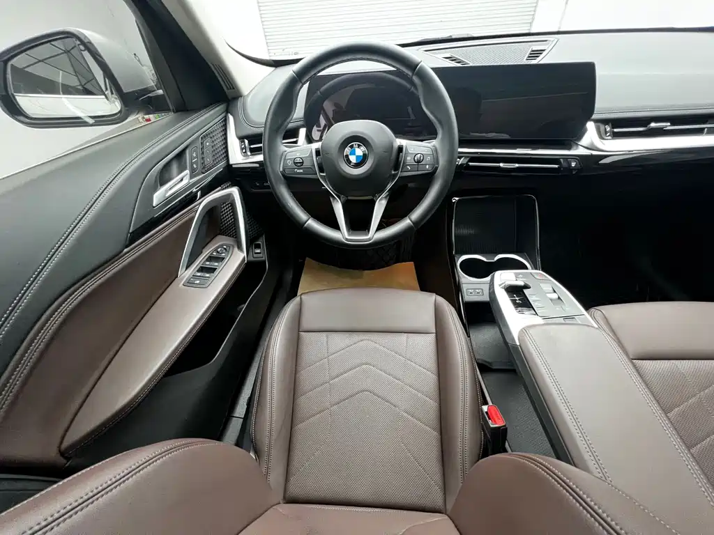 BMW X1 2024 — фото 11