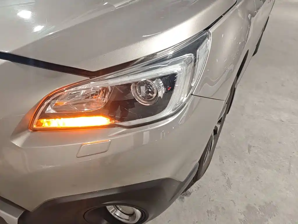 Subaru Outback 2018 — фото 24