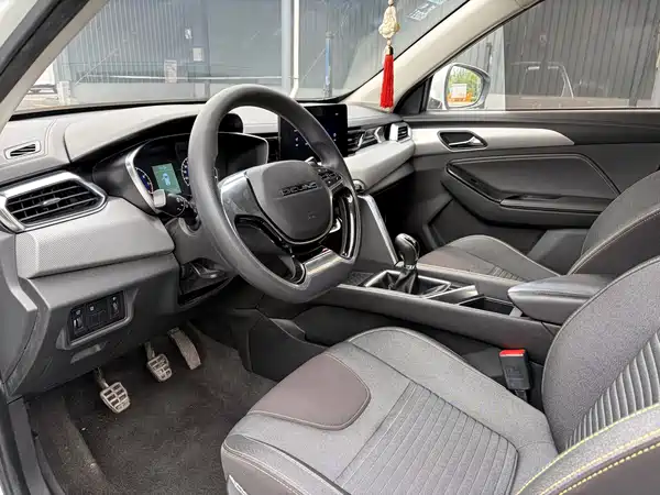 BAIC X3 2019