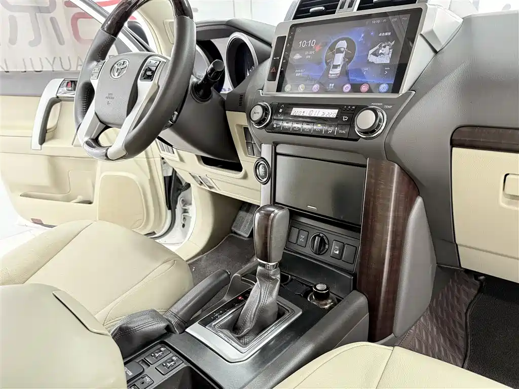 Toyota Prado 2014 — фото 17