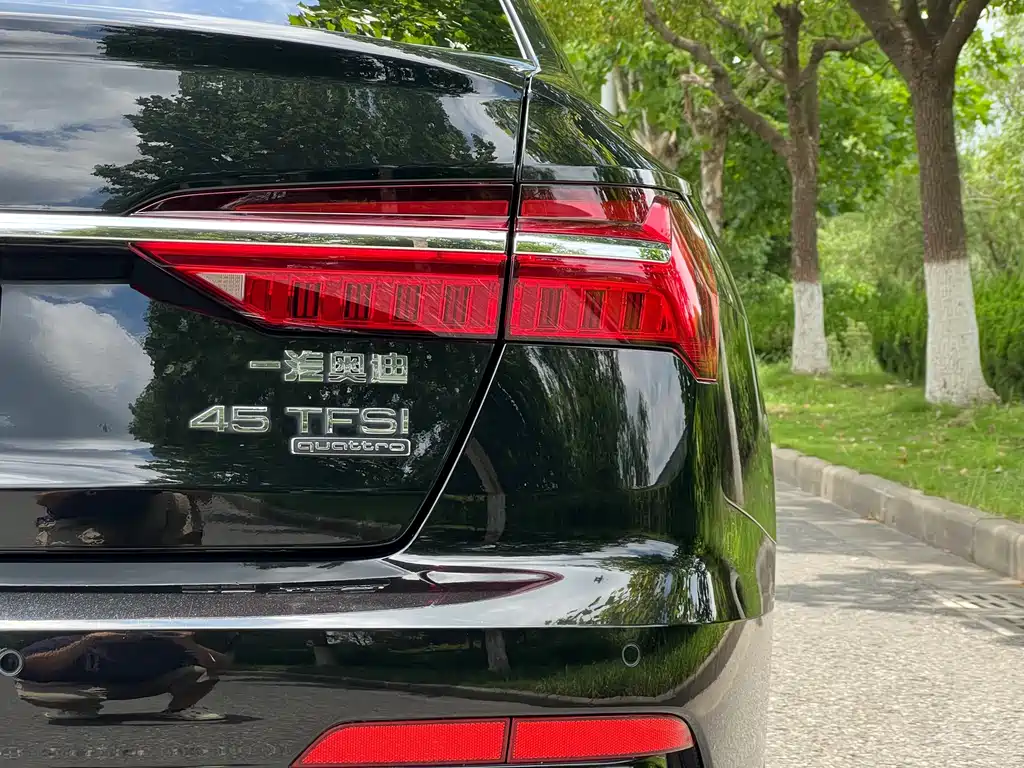 Audi A6L 2021