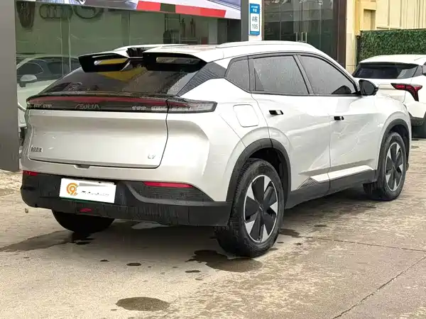 Dongfeng Fengshen L7 2024