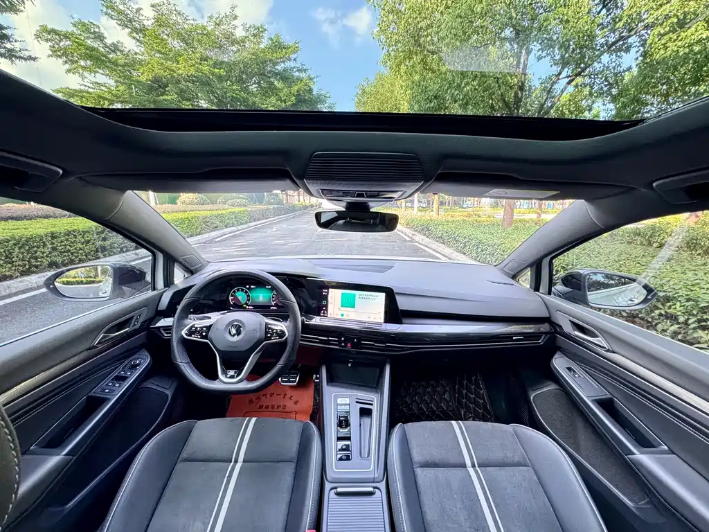 Volkswagen Golf 2022