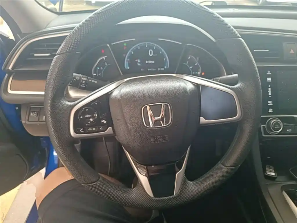 Honda Civic 2020 — фото 11