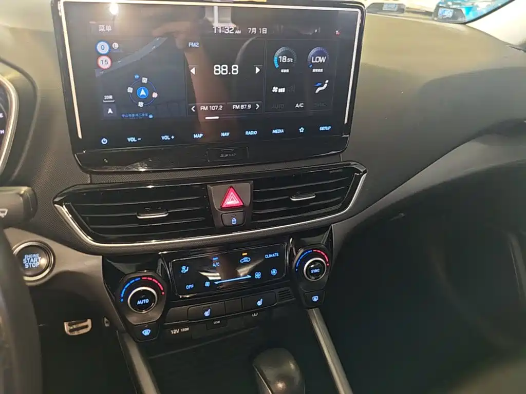 Hyundai Festa 2019 — фото 13