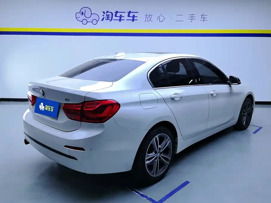 BMW 1 Series 2019
