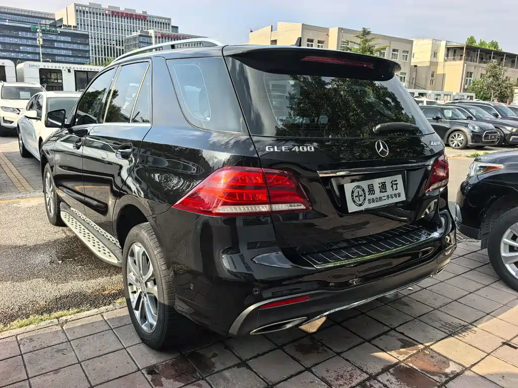 Mercedes-Benz GLE 2015 — фото 15