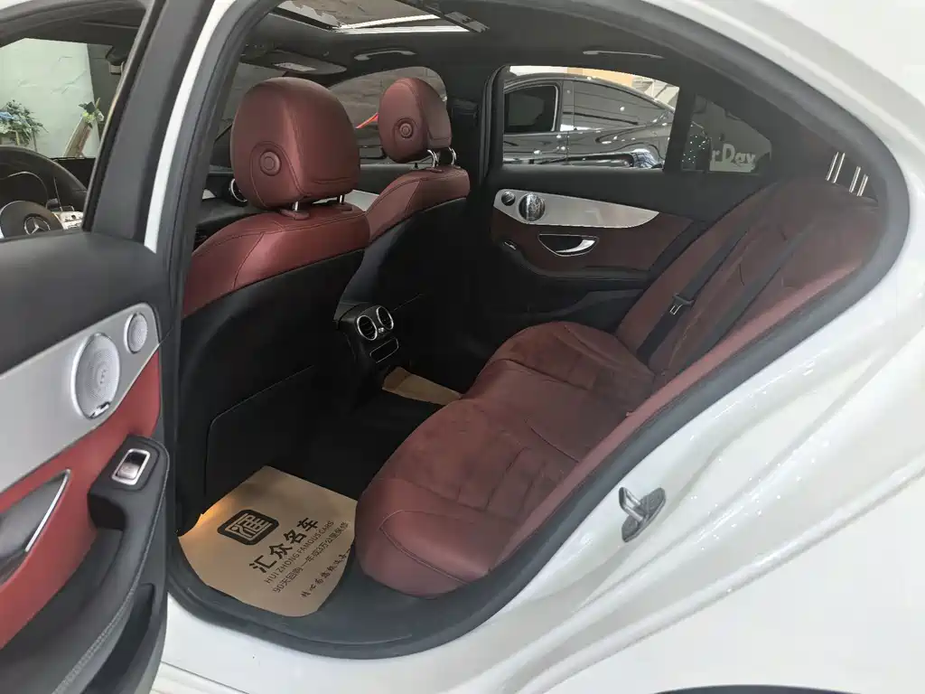 Mercedes-Benz C-Class 2021 — фото 11