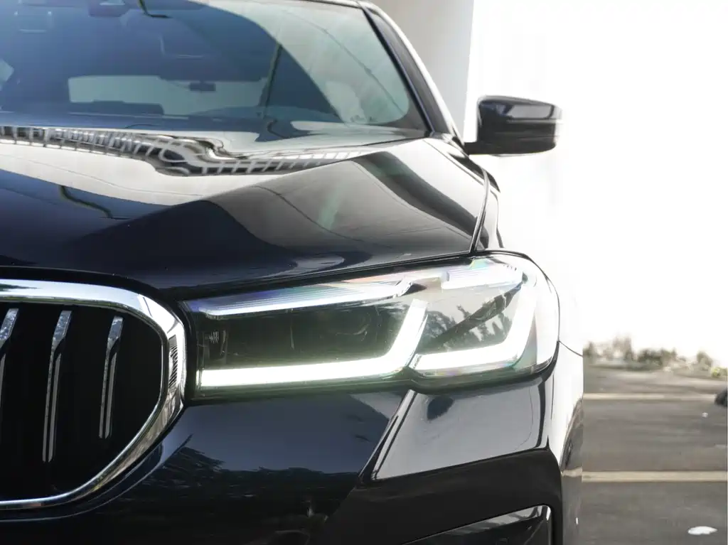 BMW 5 Series 2021
